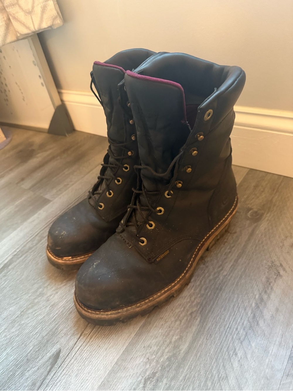 Steel Toe Chippewa Black Leather Lace-Up Work Boots with Brown Welt
